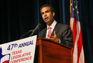 George P. Bush, candidate for Texas Land Commissioner, delivers keynote address at 4th Annual State Legislative Conference