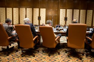 Members listen to committee reports at the Board of Regents meeting for The University of Texas System on Feb. 14, 2013.