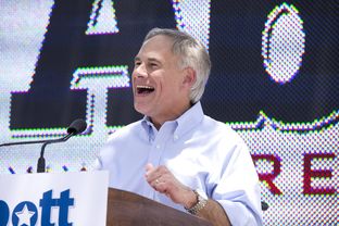 Attorney General Greg Abbott announces his bid for Texas governor at a San Antonio rally on July 14, 2013.