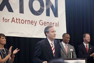 Senator Ken Paxton speaks to supporters in Plano on Thursday, August 1, 2013, to announcement his campaign for Attorney General.