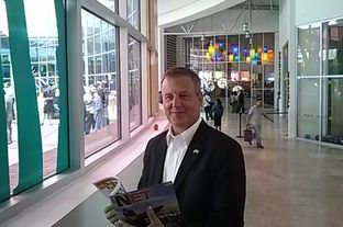 U.S. Consul General in Ciudad Juárez, Ian Brownlee, at the ribbon-cutting ceremony for La Rodadora: Espacio Interactivo museum.