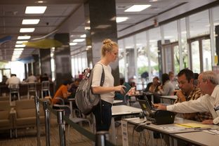 Voter at the Flawn Academic Center on The University of Texas campus November 5, 2013.