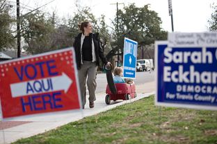 Polling spot Zilker Elementary School had extra traffic on election Tuesday, March 4, 2014.