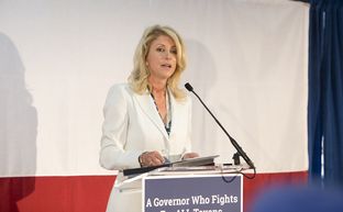 Democratic gubernatorial candidate Wendy Davis, speaks to crowd during a campaign stop at East Austin restaurant Juan in a Million on May 6th, 2014