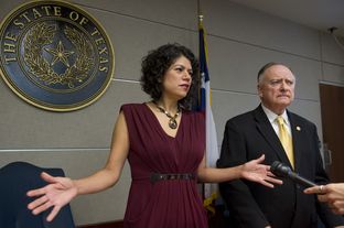 State Reps. Carol Alvarado, D-Houston, and Dan Flynn, R-Canton, explain the House Committee on Transparency in State Agency Operations recommendation of impeachment in the case against Regent Wallace Hall, Jr. on May 12, 2014.