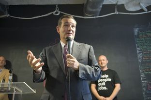 U.S. Sen Ted Cruz decries Washington efforts to regulate the Internet as a utility in a speech to Capital Factory on Nov. 14, 2014.