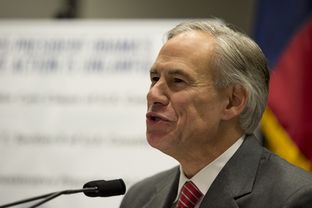Greg Abbott at a Nov. 24, 2014, press event on President Obama's executive action on immigration.