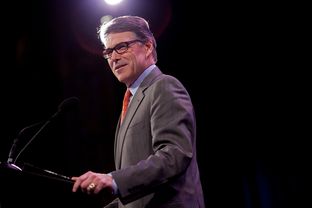Former Texas Gov. Rick Perry spoke at the Iowa Freedom Summit in Des Moines on Jan. 24, 2015.