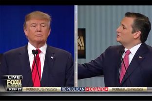 Republican U.S. presidential candidates Donald Trump (l.) and Ted Cruz at the Fox Business Network Republican presidential candidates debate in North Charleston, South Carolina on Jan. 14, 2016.