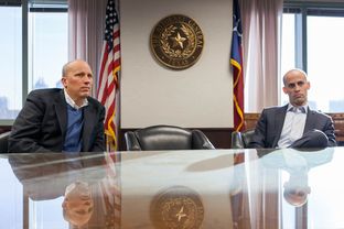 Texas First Assistant Attorney General Chip Roy and Solicitor General Scott Keller sat down with Tribune reporter Julián Aguilar on Feb. 1, 2016 to discuss an upcoming case on illegal immigration headed to the U.S. Supreme Court.