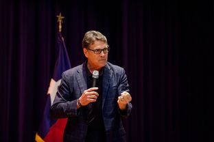 Former Gov. Rick Perry campaigns for Ted Cruz in San Antonio a day ahead of Super Tuesday, Feb 29, 2016.