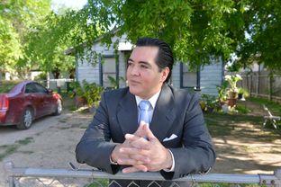 Former Crystal City Mayor Ricardo Lopez, who resigned after being indicted along with four of five city councilmen, is running for re-election in the small South Texas town.