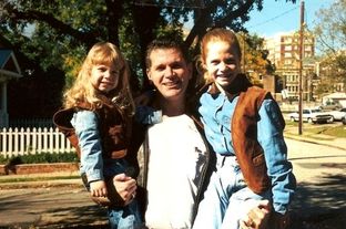 John Battaglia and his two daughters, Liberty (l.) and Faith, who he murdered on May 1, 2001.