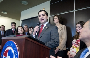 State Rep. J.M. Lozano of Kingsville officially announcing on March 8, 2012, his switch to the Republican Party.