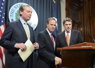 Lt. Gov. David Dewhurst (left), House Speaker Joe Straus and Gov. Rick Perry met with reporters on Jan. 9, 2013, the second day of the 83rd legislative session.