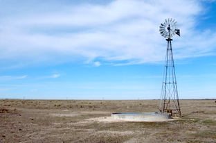Windmill at Buffalo Lake National Wildlife Refuge pumping water from the Ogallala Aquifer.