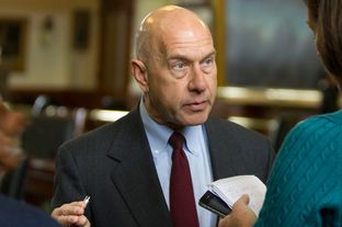 Sen. John Whitmire, D-Houston, speaks with reporter on January 9, 2013