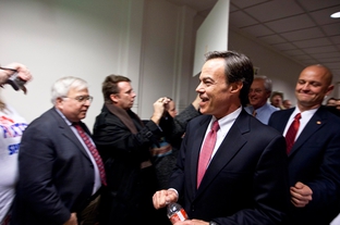 House Speaker Joe Straus entering a GOP House caucus meeting on January 10, 2011.