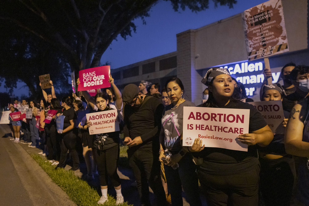Abortion-rights activists gathered at McAllen City Hall on June 24. (Michael Gonzalez for The Texas Tribune)