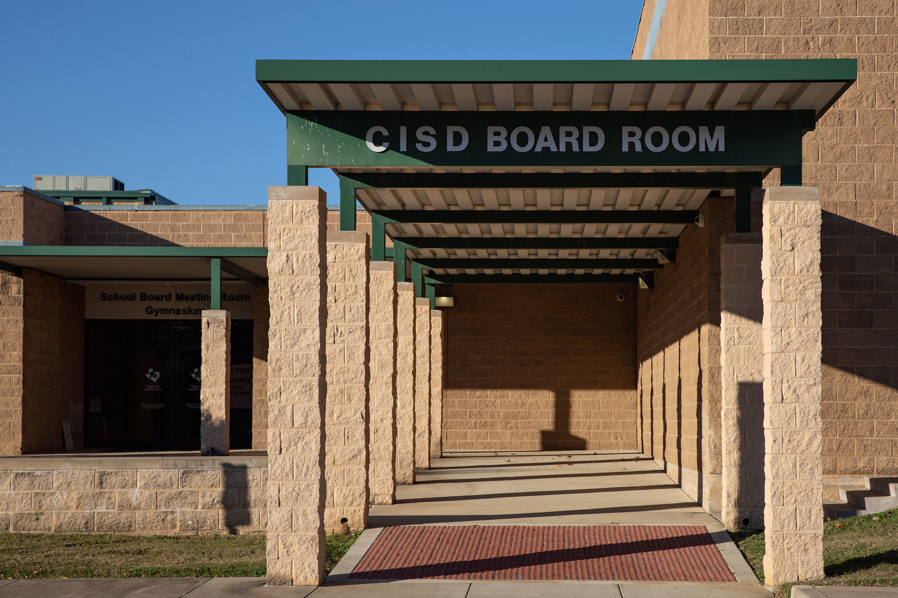 Conservative Pac Backed Candidates Sweep Tarrant School Board Elections The Texas Tribune