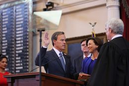 Joe Straus sworn-in as Texas Speaker of the House on January 13th, 2015