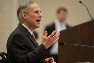 Texas Gov. Greg Abbott speaks during a Rotary Club of San Antonio luncheon on March 23, 2016.